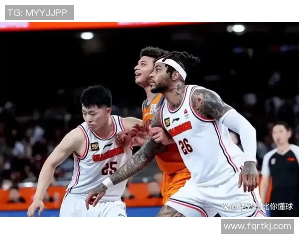 2020年CBA季后赛广东对阵辽宁精彩对决今晚上演球迷热情高涨 2020年CBA季后赛广东对阵辽宁精彩对决今晚上演球迷热情高涨