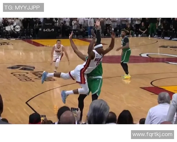 TNT热火与凯尔特人激战正酣球迷期待精彩对决与逆转时刻 TNT热火与凯尔特人激战正酣球迷期待精彩对决与逆转时刻