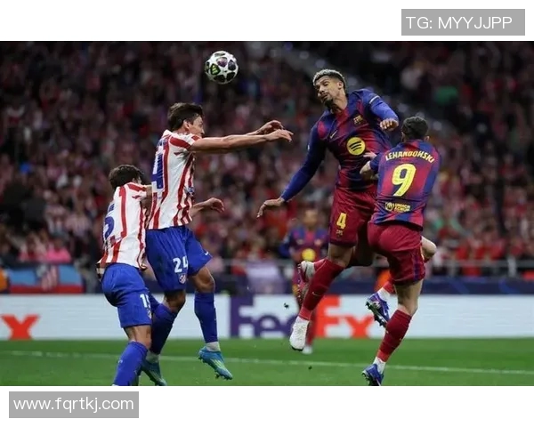 利物浦与巴萨激战成名场面进球回顾与精彩瞬间分析